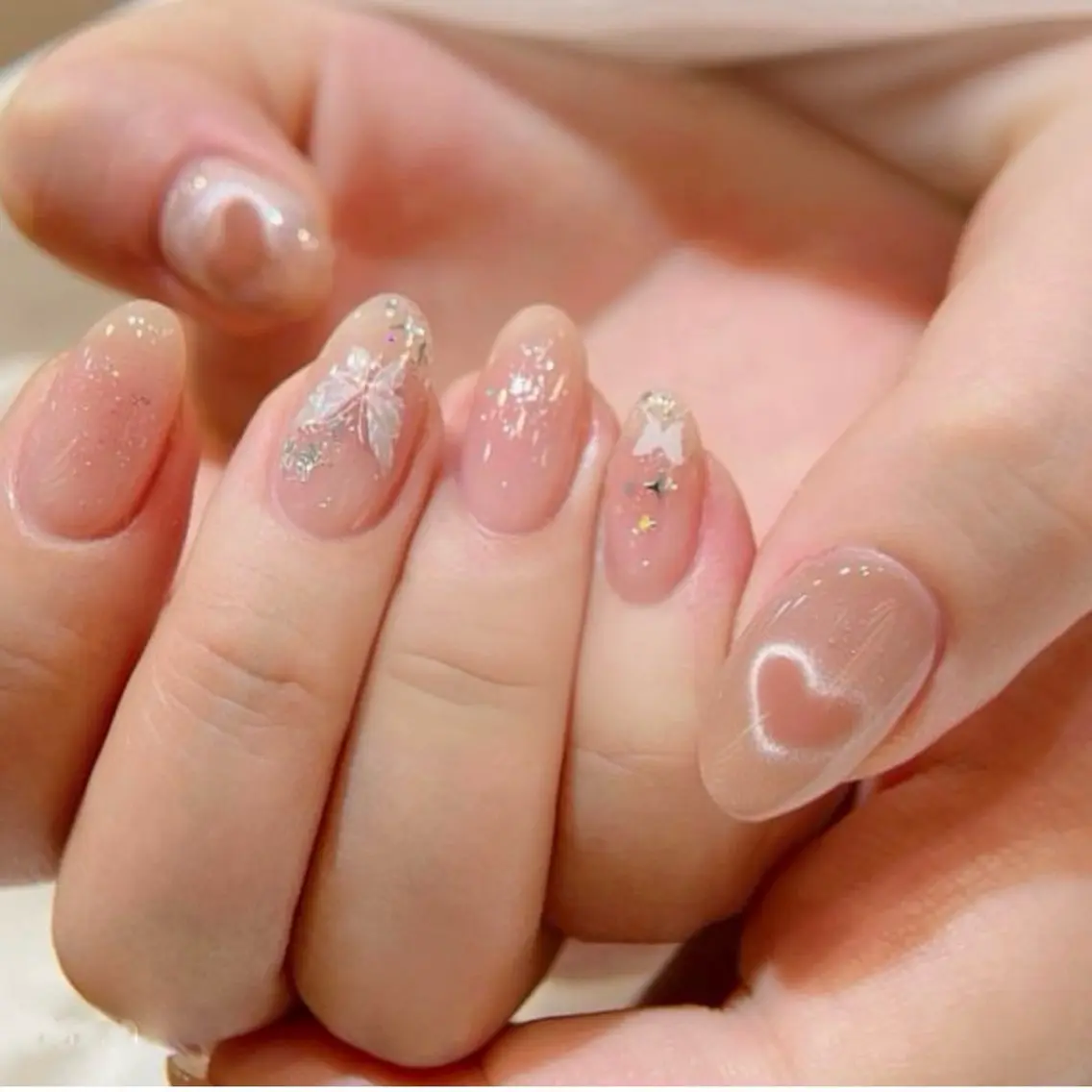 ネイル アートネイル チークネイル フレンチネイル グラデーション ハート ハンドネイル Akina Nailのネイルデザイン