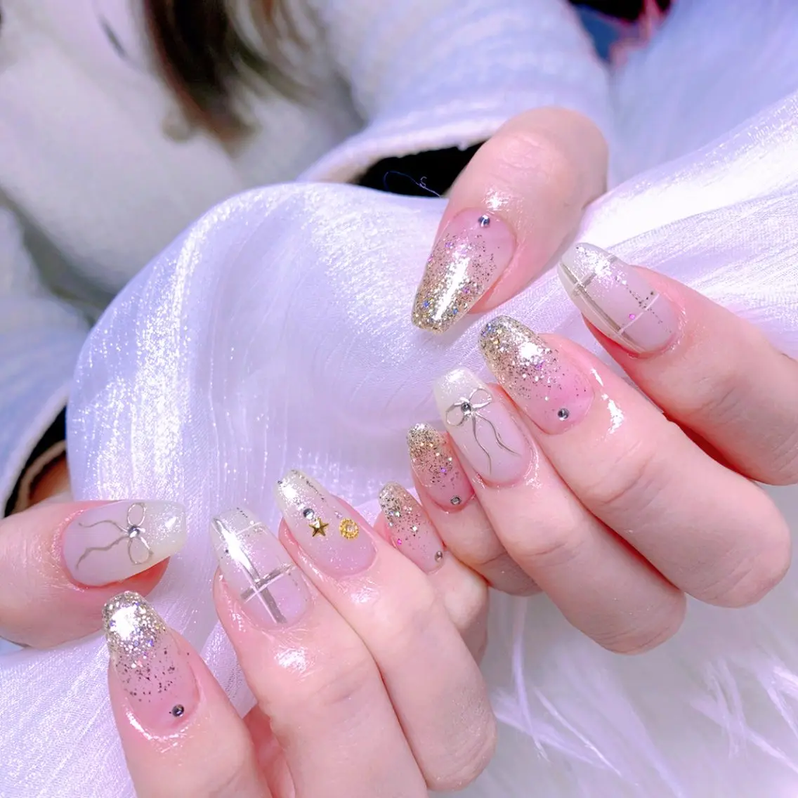 ネイル マグネットネイル ニュアンスネイル スクエアネイル 冬ネイル ハンドネイル Nail Yunaのネイルデザイン