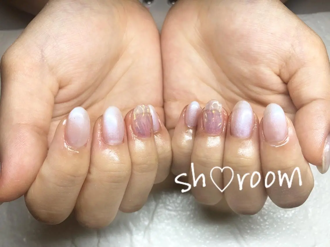 ネイル アートネイル オーロラネイル フットネイル フレンチネイル キラキラネイル Nail salon Ruuのネイルデザイン