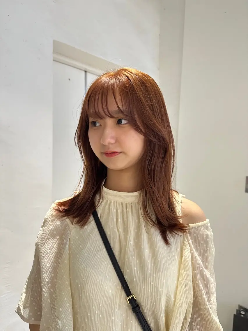 セミロング オレンジブラウン ヘアカラー 韓国ヘアメンズ・レデ ィース特化ミクのヘアスタイル