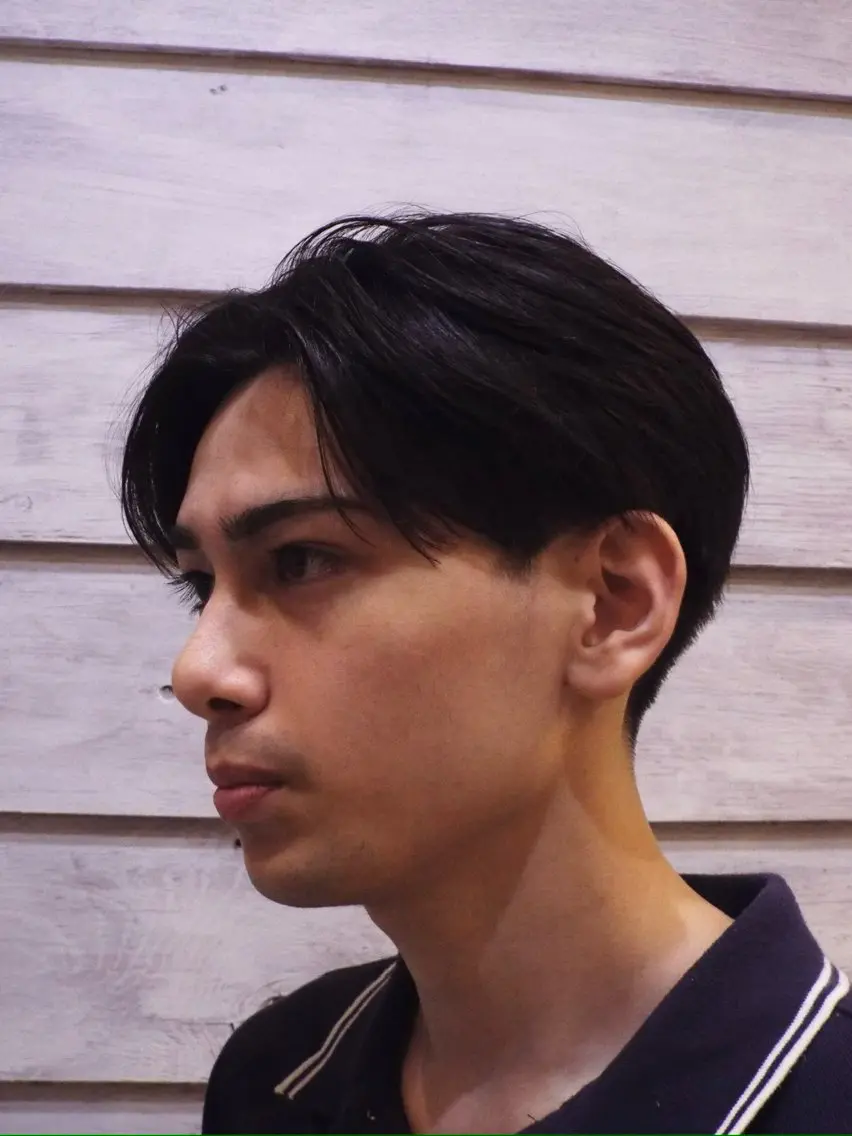 ミディアム 大和 雪村のヘアスタイル