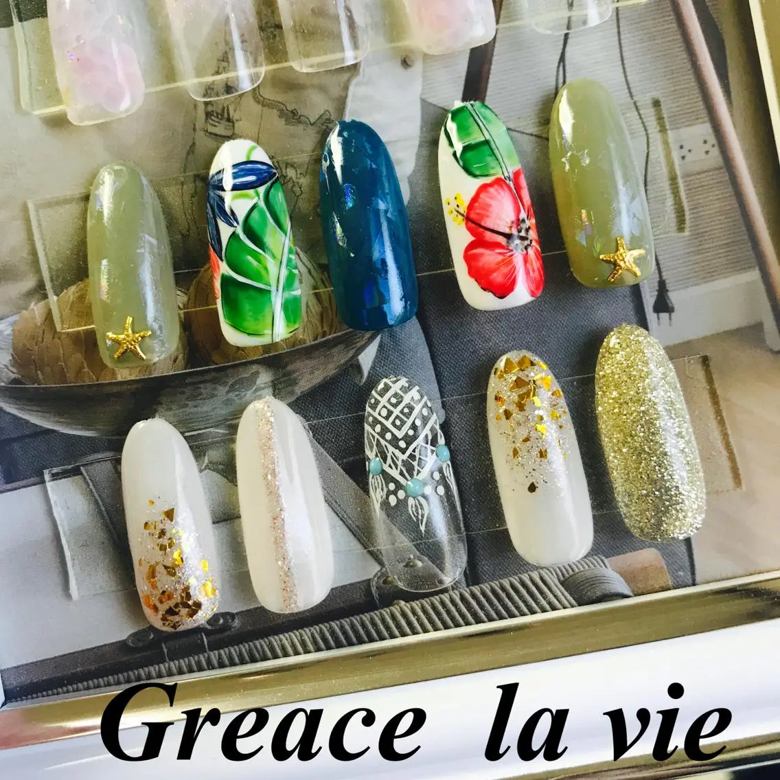 ロング カラー パーマ ヘアアレンジ キッズ ネイル マツエク・マツパ ネイルチップ Greace  la vieのネイルデザイン