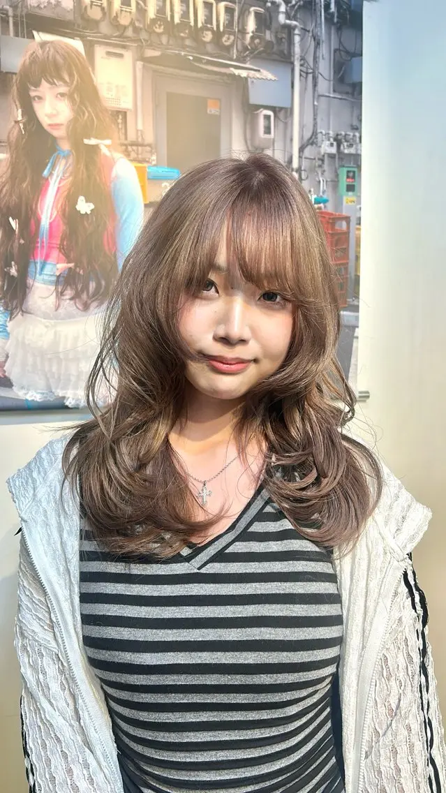 セミロング カット ヘアカラー ✂韓国レイヤー 🦋みやび🪽のヘアスタイル
