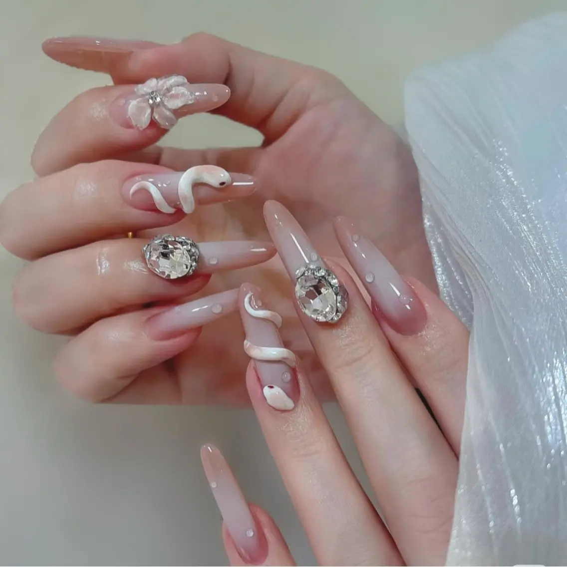 ネイル アートネイル チークネイル 長さ出し フレンチネイル ジェルネイル YK Beauty Salonのマツエク・マツパデザイン