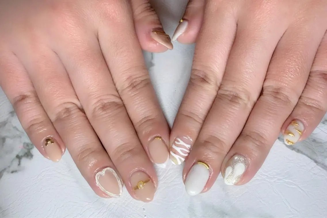 ネイル アニマル柄 アートネイル フレンチネイル ハート マットネイル ハンドネイル x.1.0.nail ♡Cのネイルデザイン