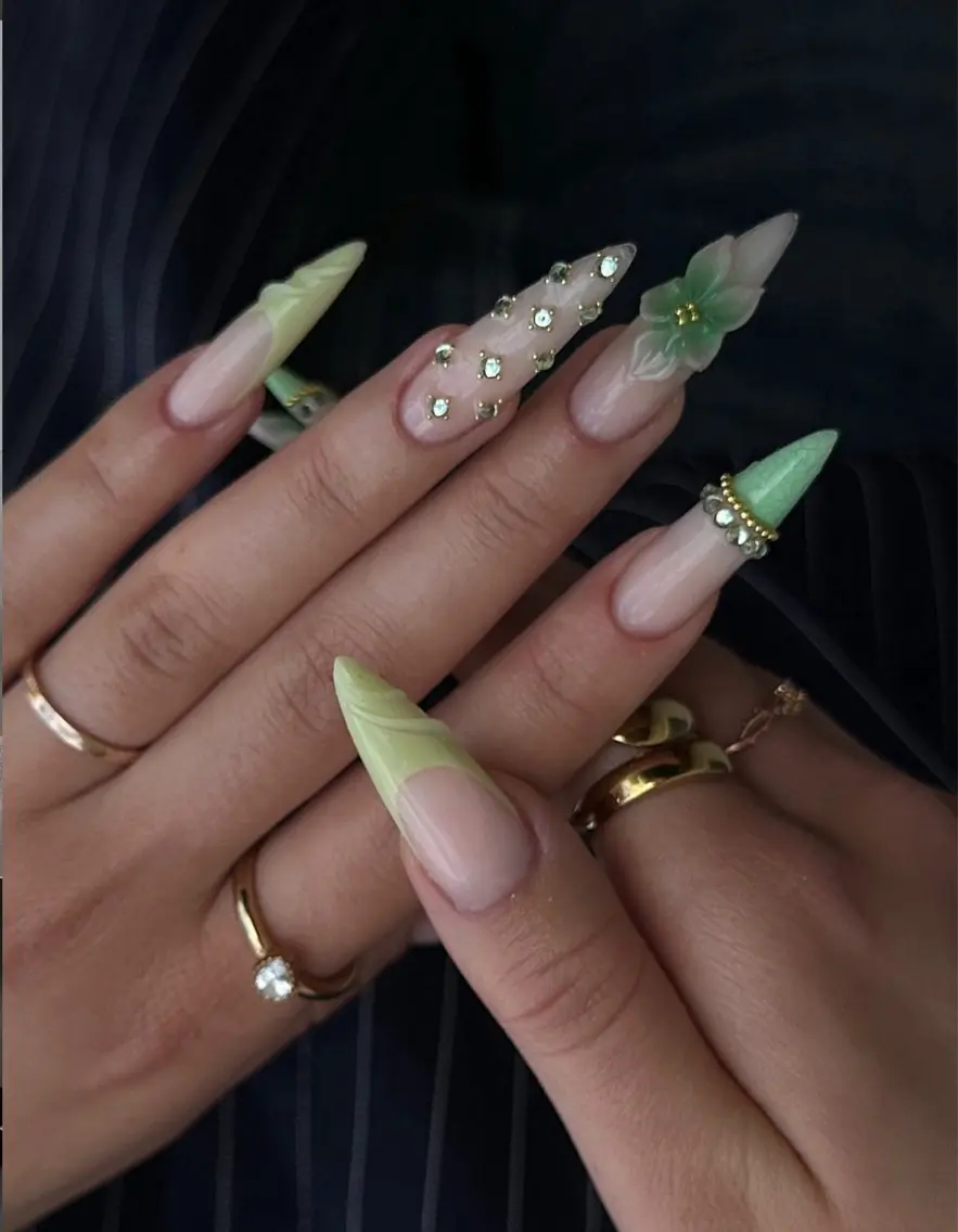 ネイル ハンドネイル Rina Mika Nailsのネイルデザイン