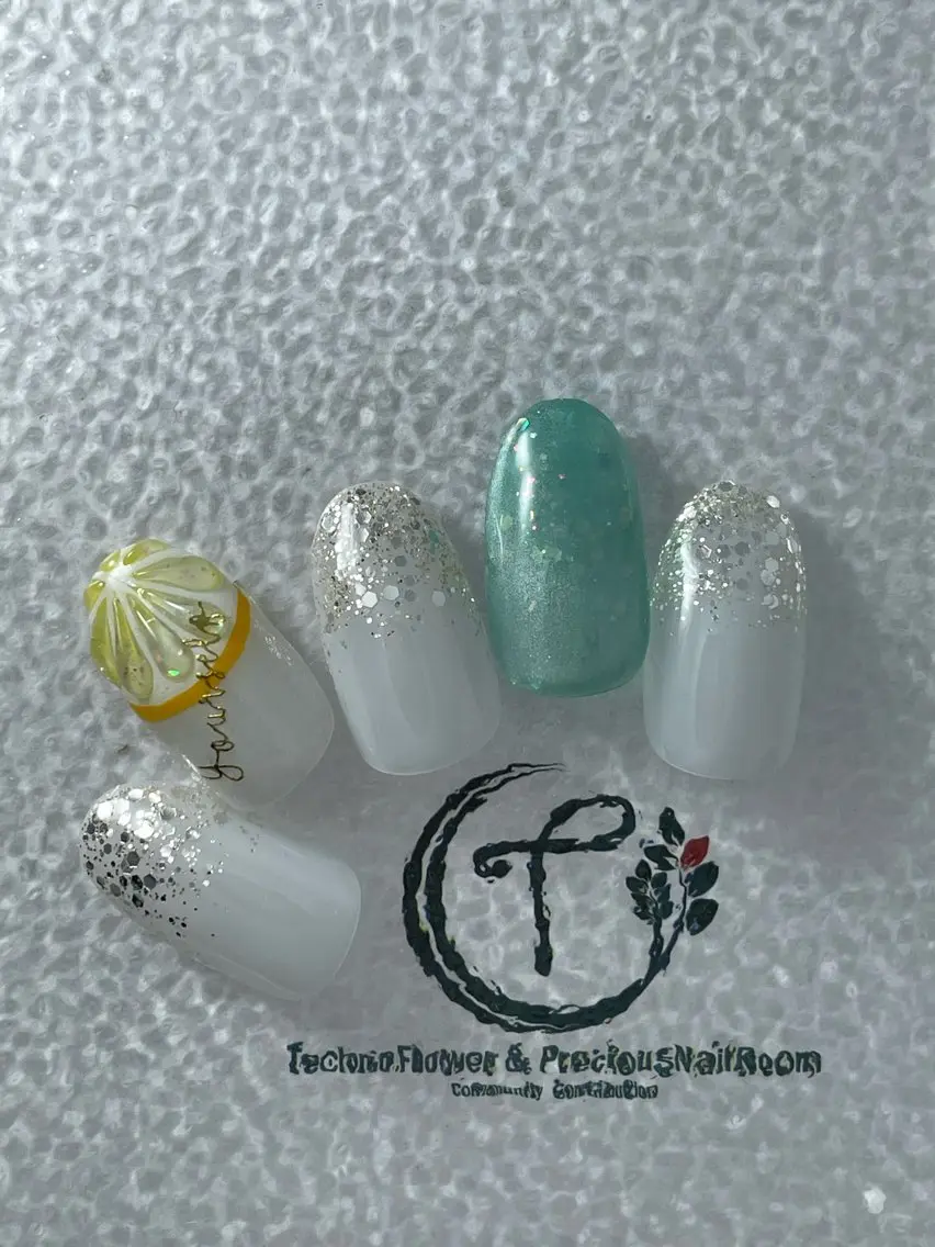 ネイル フラワーネイル precious nail roomのネイルデザイン