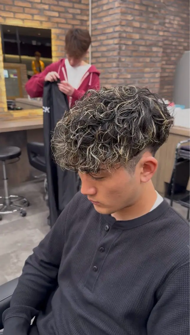 パーマ ヘアアレンジ メンズ カット パーマ ツイスパ/シャドウ MANARUのヘアスタイル