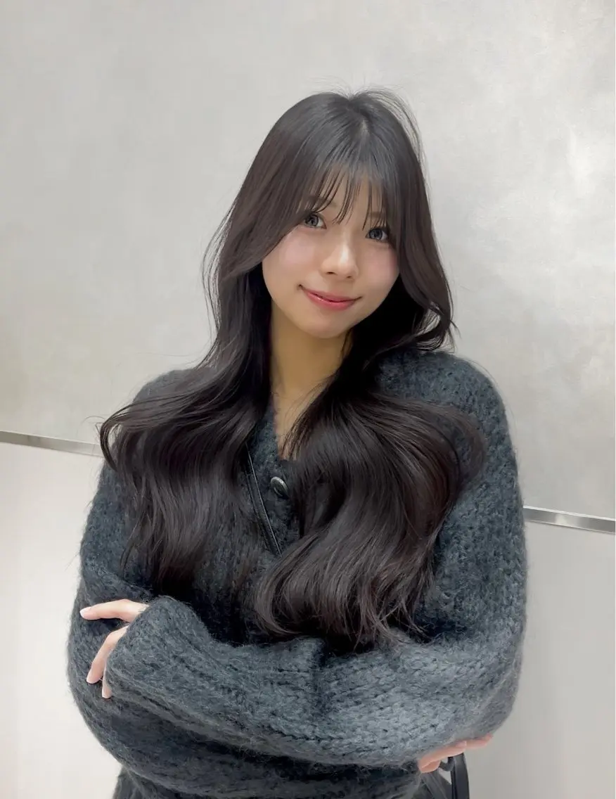 ロング 赤み消し透明感カラー 似合わせ前髪柴田礼空のヘアスタイル