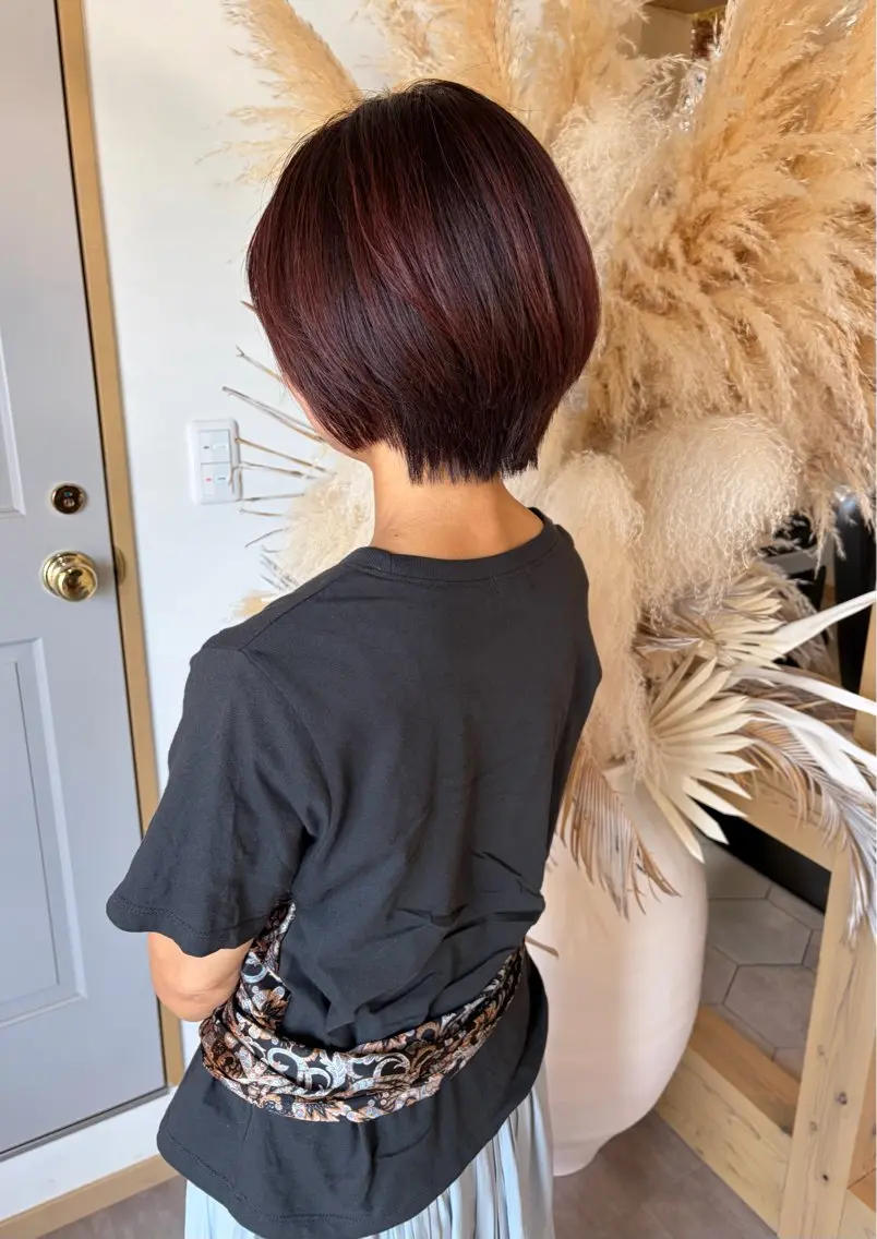 ショート カラー カット ヘアカラー トリートメント 内野 友貴のヘアスタイル
