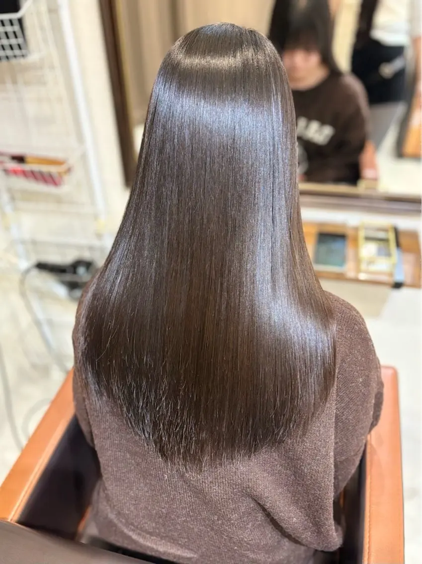 ロング カット 縮毛矯正 トリートメント 縮毛矯正/髪質改善/ 艶髪/レイヤーカットのヘアスタイル