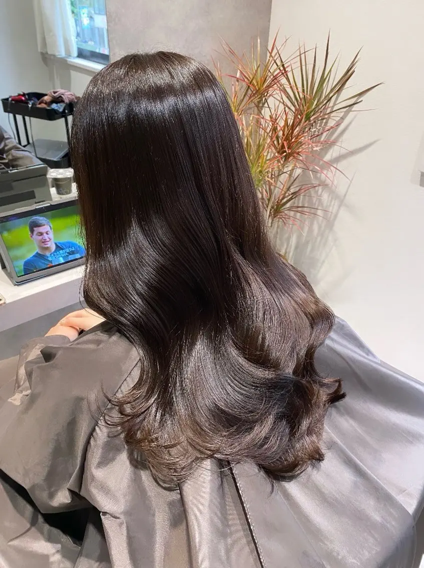 ロング カット ヘアカラー トリートメント 新宿🫧髪質改善🫧 艶カラー🫧個室のヘアスタイル