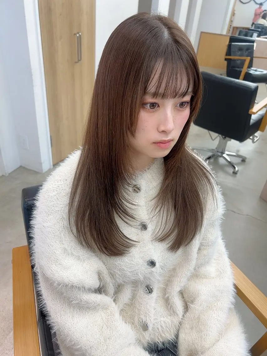 セミロング カット ヘアカラー トリートメント vince. moekoのヘアスタイル