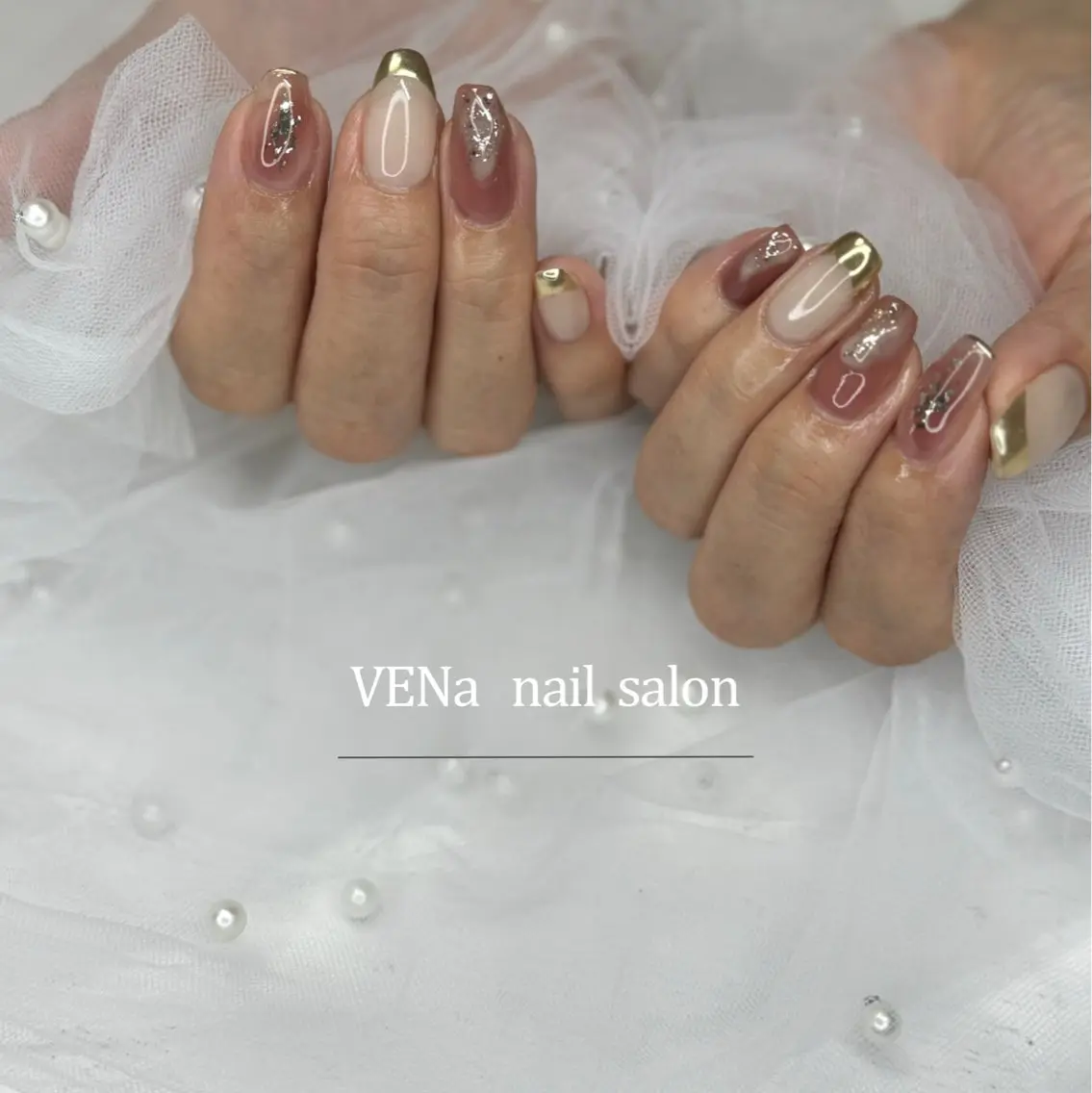 ネイル オーロラネイル フラッシュネイル フットネイル フレンチネイル 氷ネイル・うるうるネイル ハンドネイル VENa eye＆ nail salonのマツエク・マツパデザイン