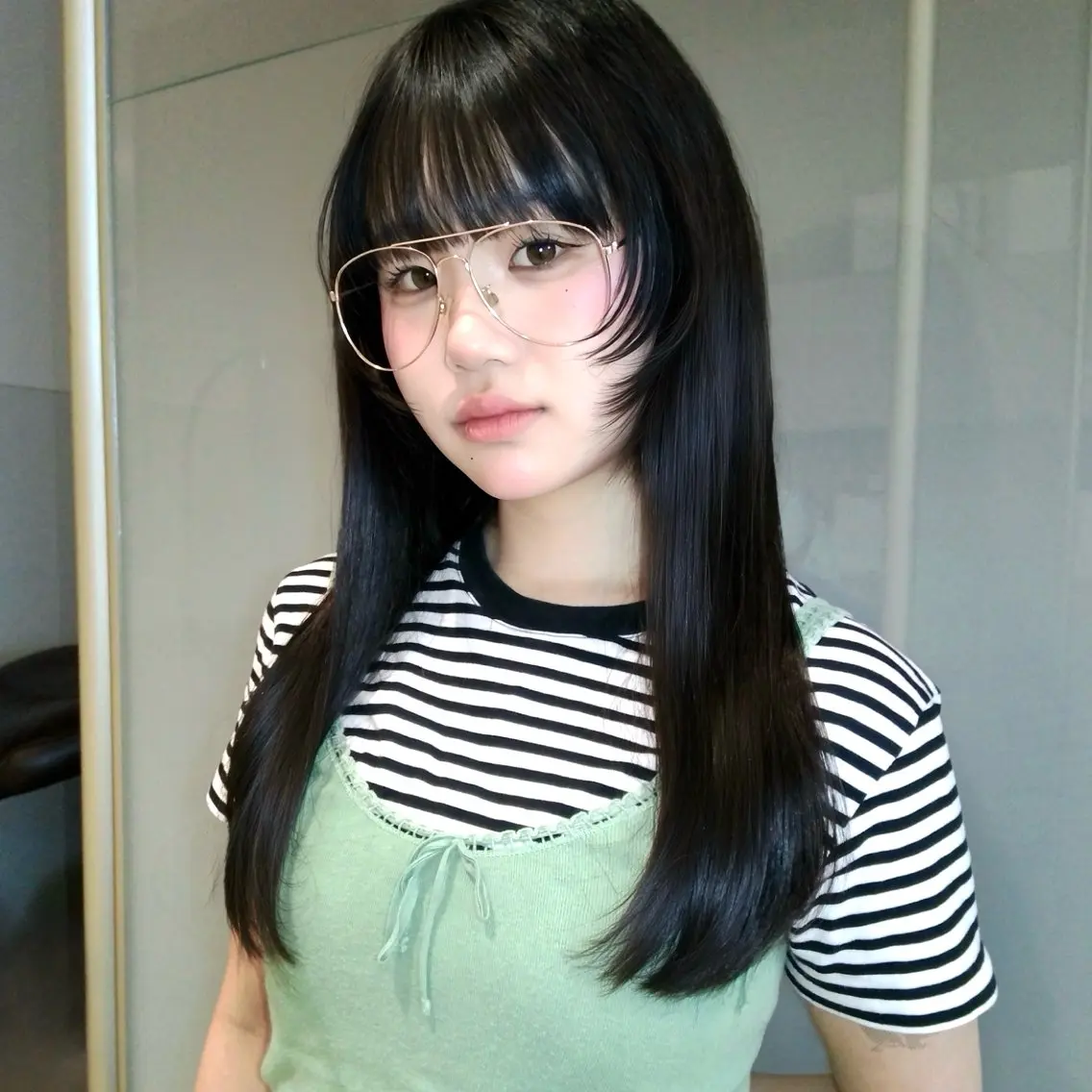 セミロング 顔まわりレイヤー 顔周りカット レイヤーカット カット ヘアカラー トリートメント Mizuki/みずき レイヤーカットのヘアスタイル