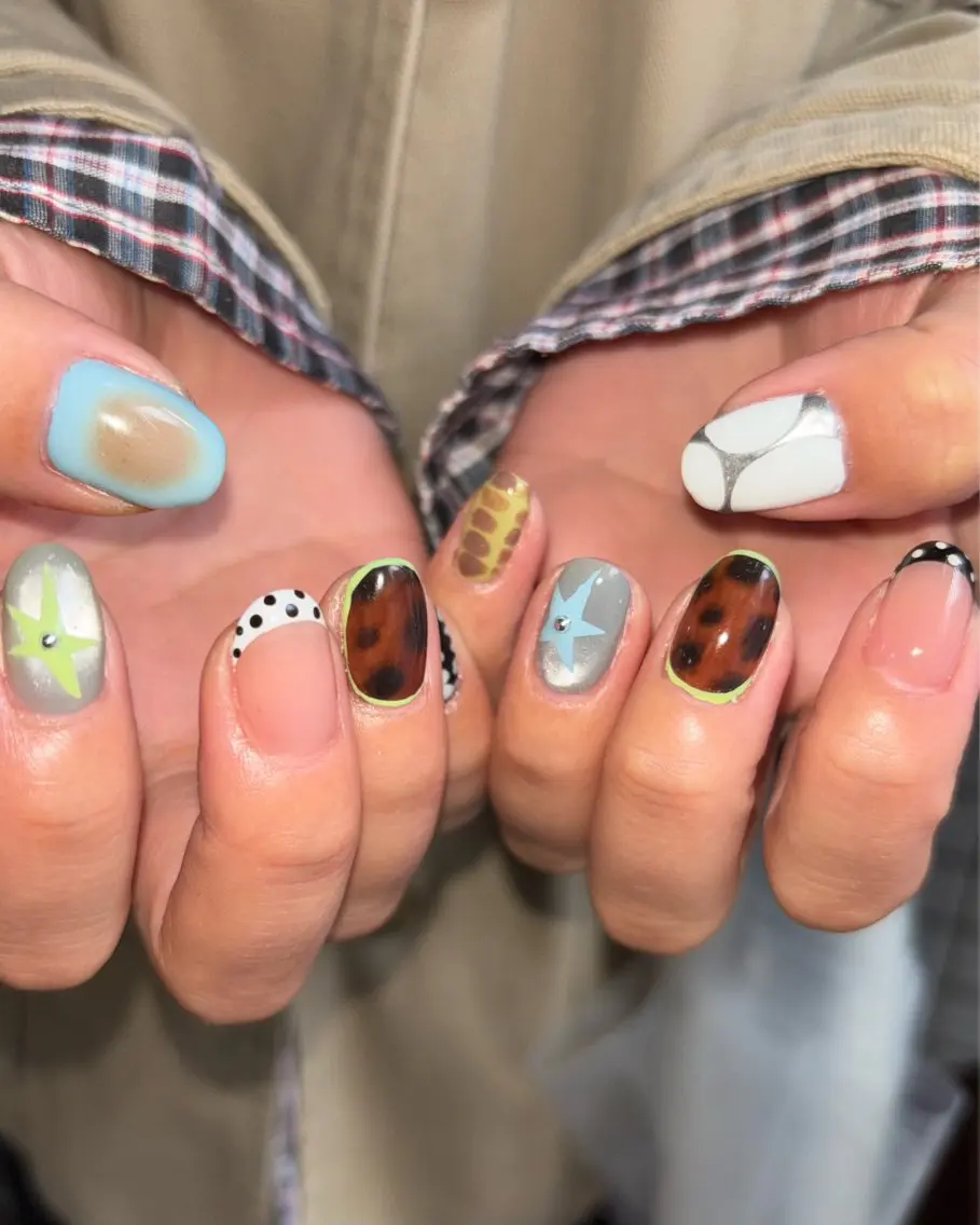 ネイル ハンドネイル 🪐富島彩夏 /海外nail🪐のネイルデザイン