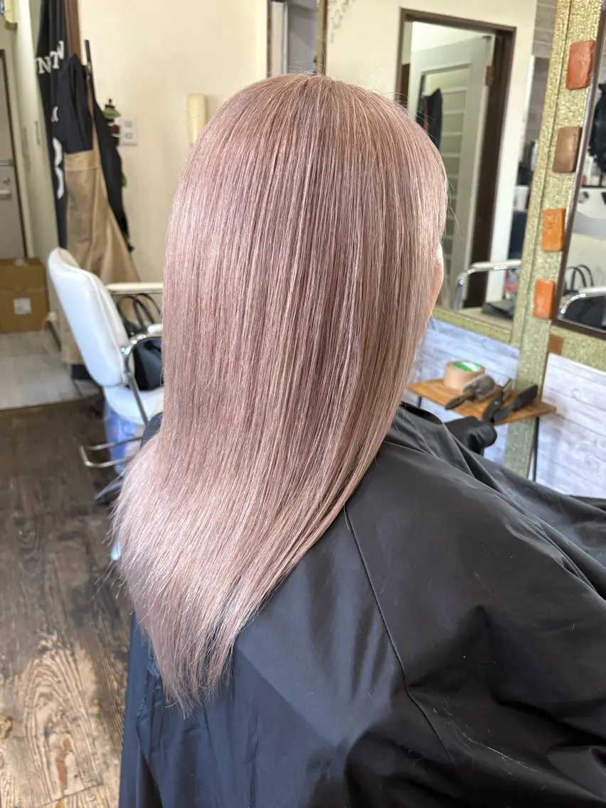 カラー ヘアカラー 渡辺 健太のヘアスタイル