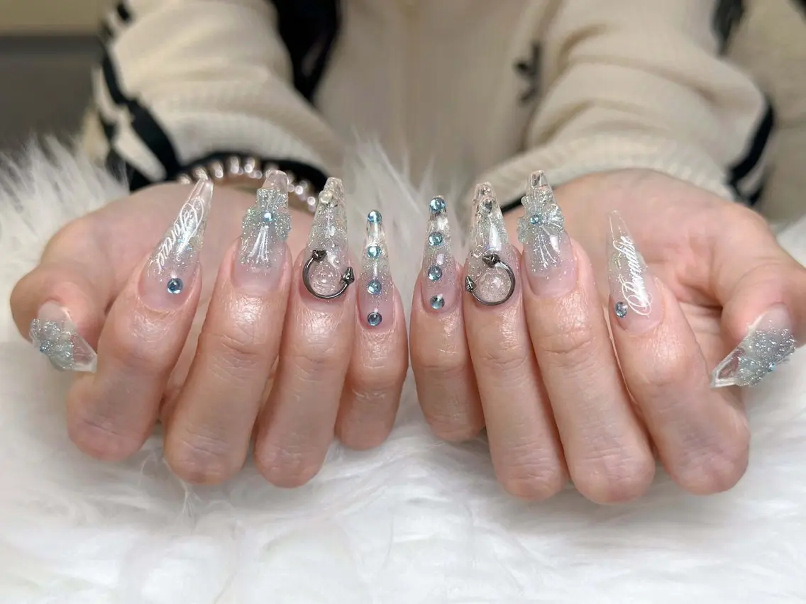 ネイル アートネイル ジェルネイル ニュアンスネイル シンプルネイル ハンドネイル Nie Nail Shinokuboのネイルデザイン