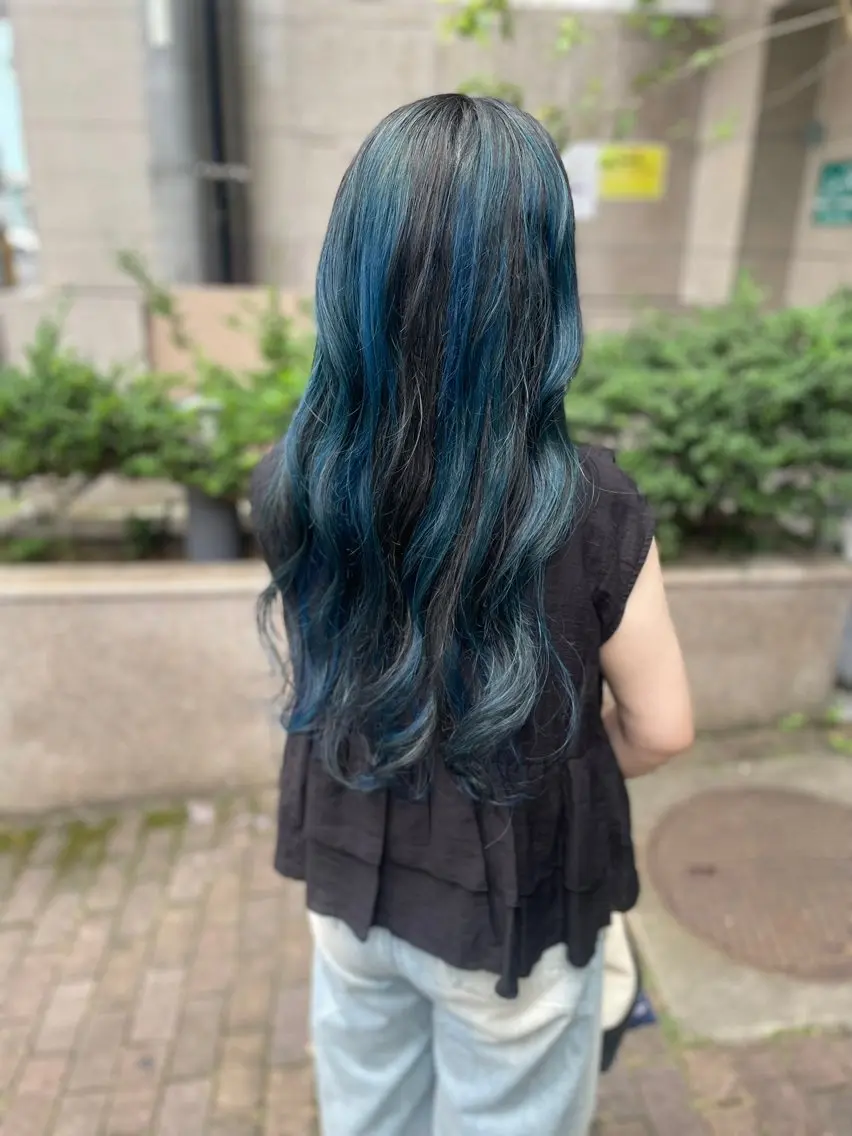 ロング カラー 日高 香織のヘアスタイル
