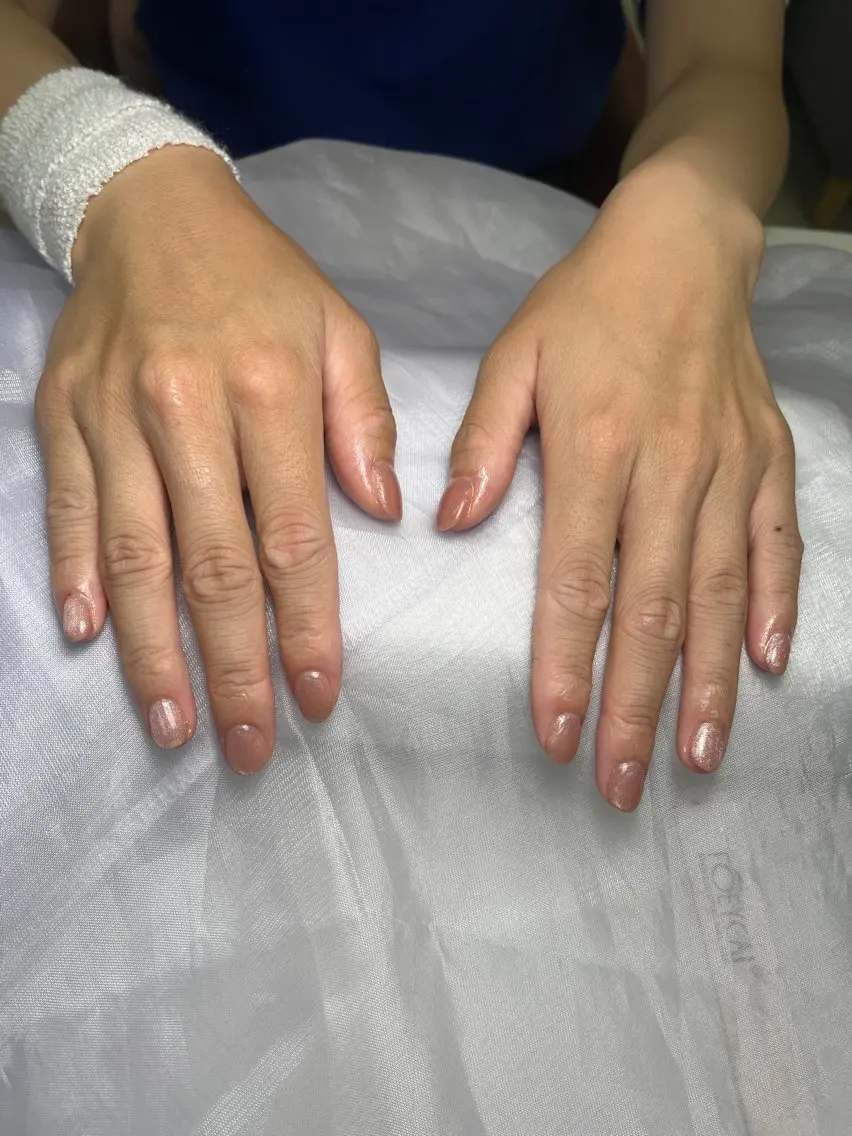 ネイル ハンドネイル ハンドケア ongles chicのネイルデザイン