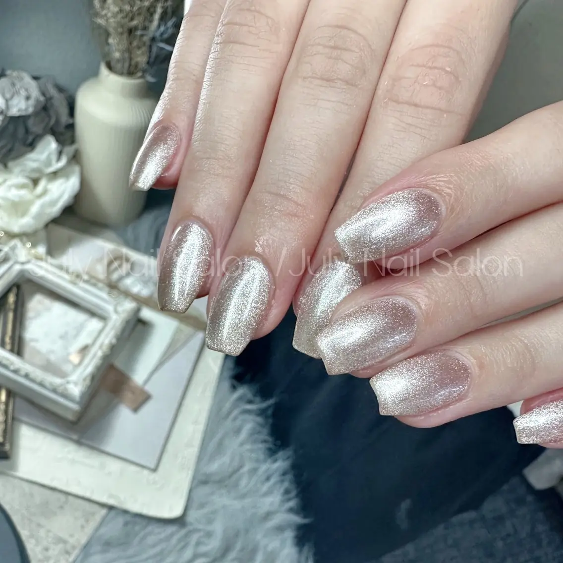 【Hand】オフなし　マグネットorラメグラデーション　3000の写真