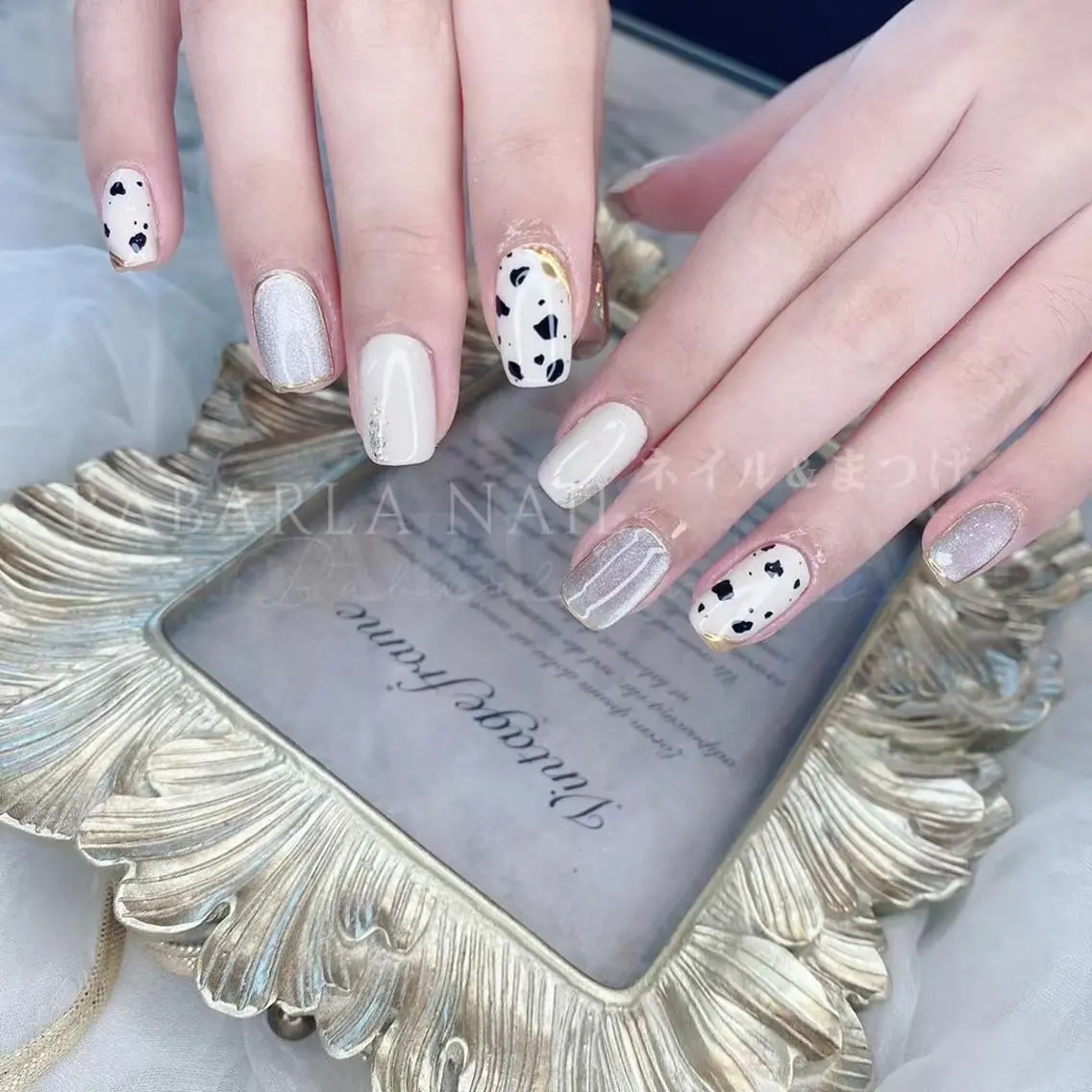 ネイル アニマル柄 ラメ(グリッター) Babarla Nailのネイルデザイン