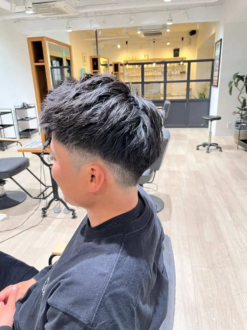 ショート カット ケアブリーチ、パーマ 田中千隼のヘアスタイル