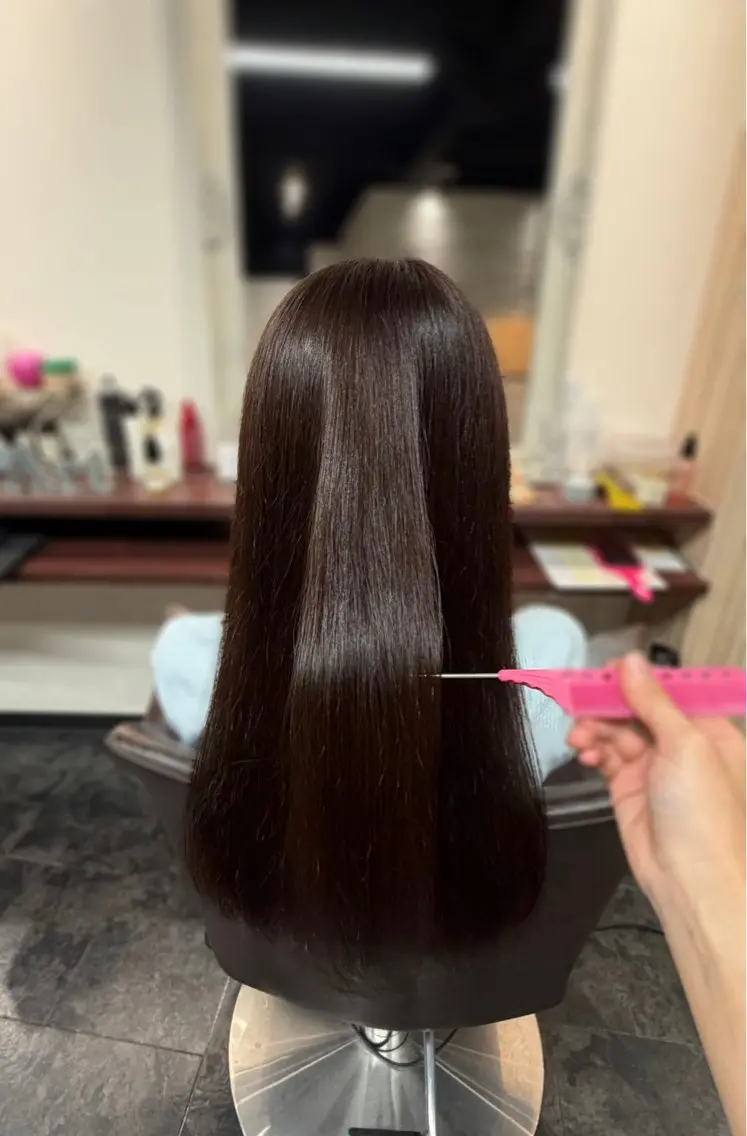 ロング カラー ブラウンカラー ショコラブラウン 透明感カラー ヘアカラー 藤島 凜櫻のヘアスタイル