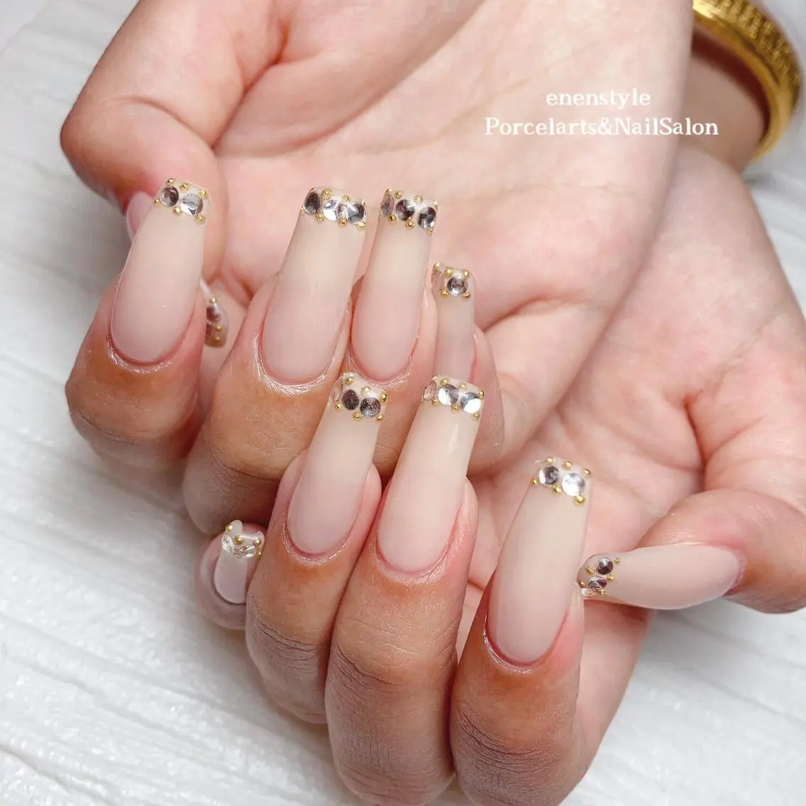 ミディアム ネイル 🐾enen style 🐾のネイルデザイン