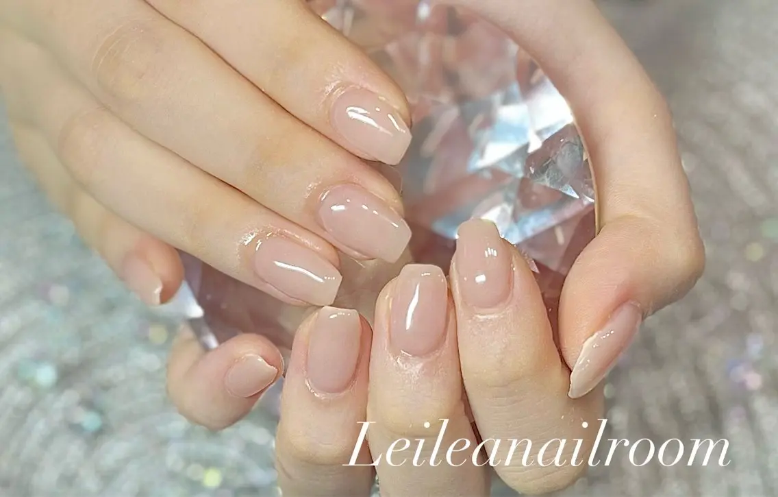 ネイル ハンドネイル レイレア ネイルルームのネイルデザイン
