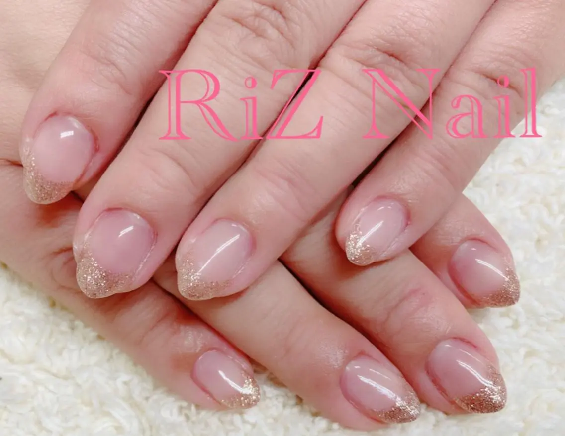 ネイル フレンチネイル ラメ(グリッター) RiZ nail salonのネイルデザイン