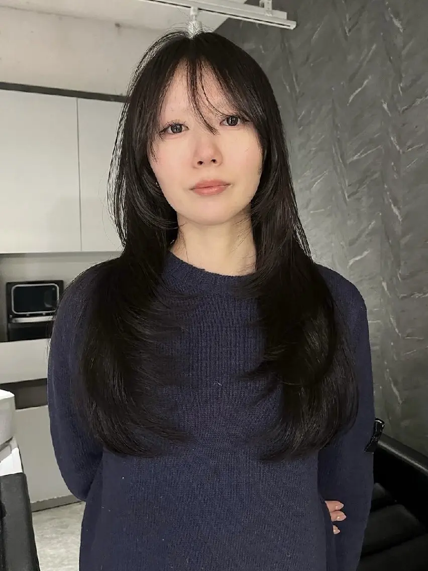 ロング Luisハイライト　 喜連瓜破、髪質改善のヘアスタイル