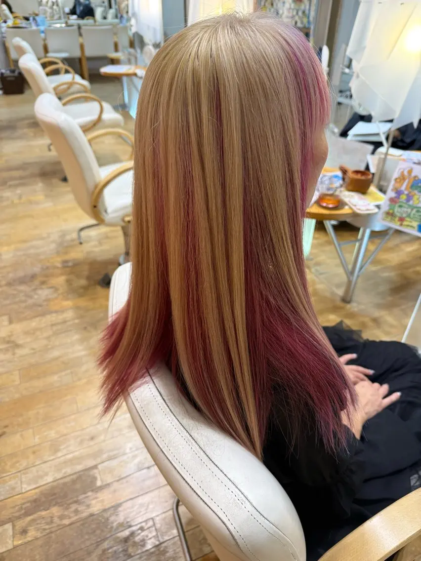 ロング カラー 山本 瑠華のヘアスタイル