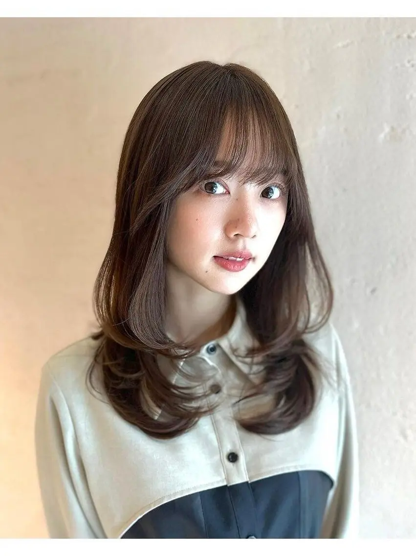 ミディアム レイヤーカット 弓矢 叶のヘアスタイル