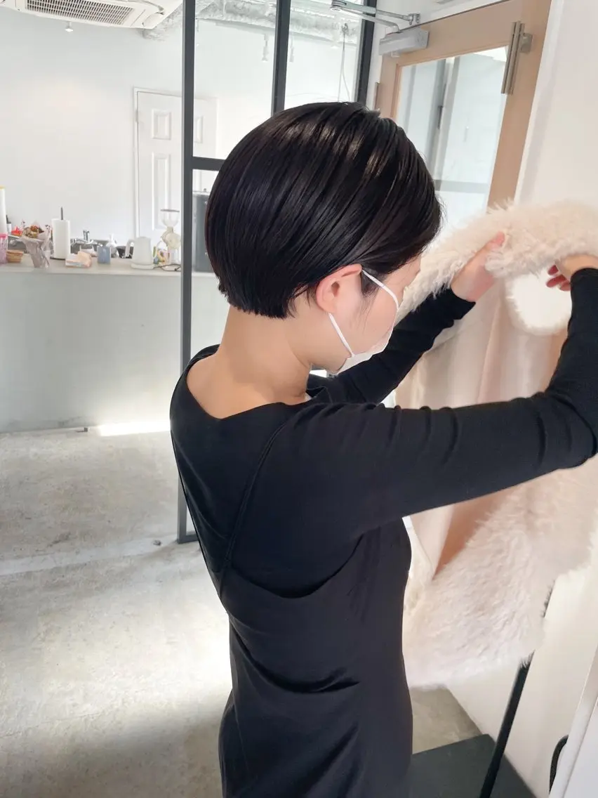 ショート カラー 丸みショート ショートヘア カット ヘアカラー トリートメント Takuma Suzuki中目黒のヘアスタイル