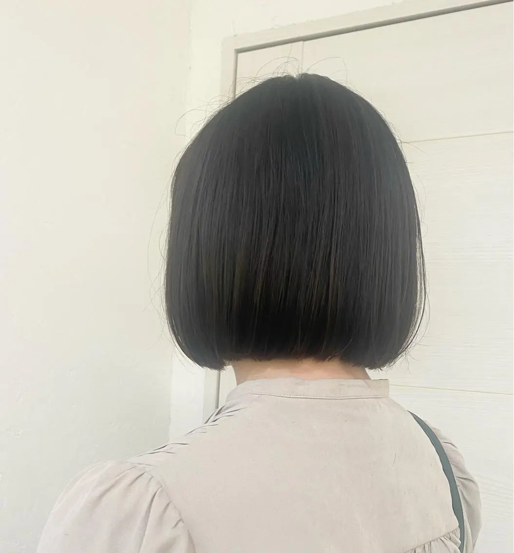 ミディアム カット doc. 和田のヘアスタイル