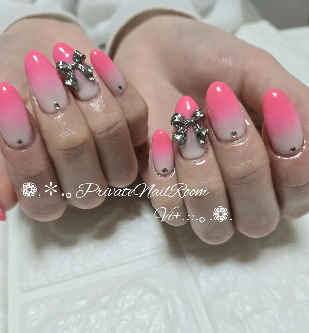 ネイル ハンドネイル Nail Room Vi+のネイルデザイン