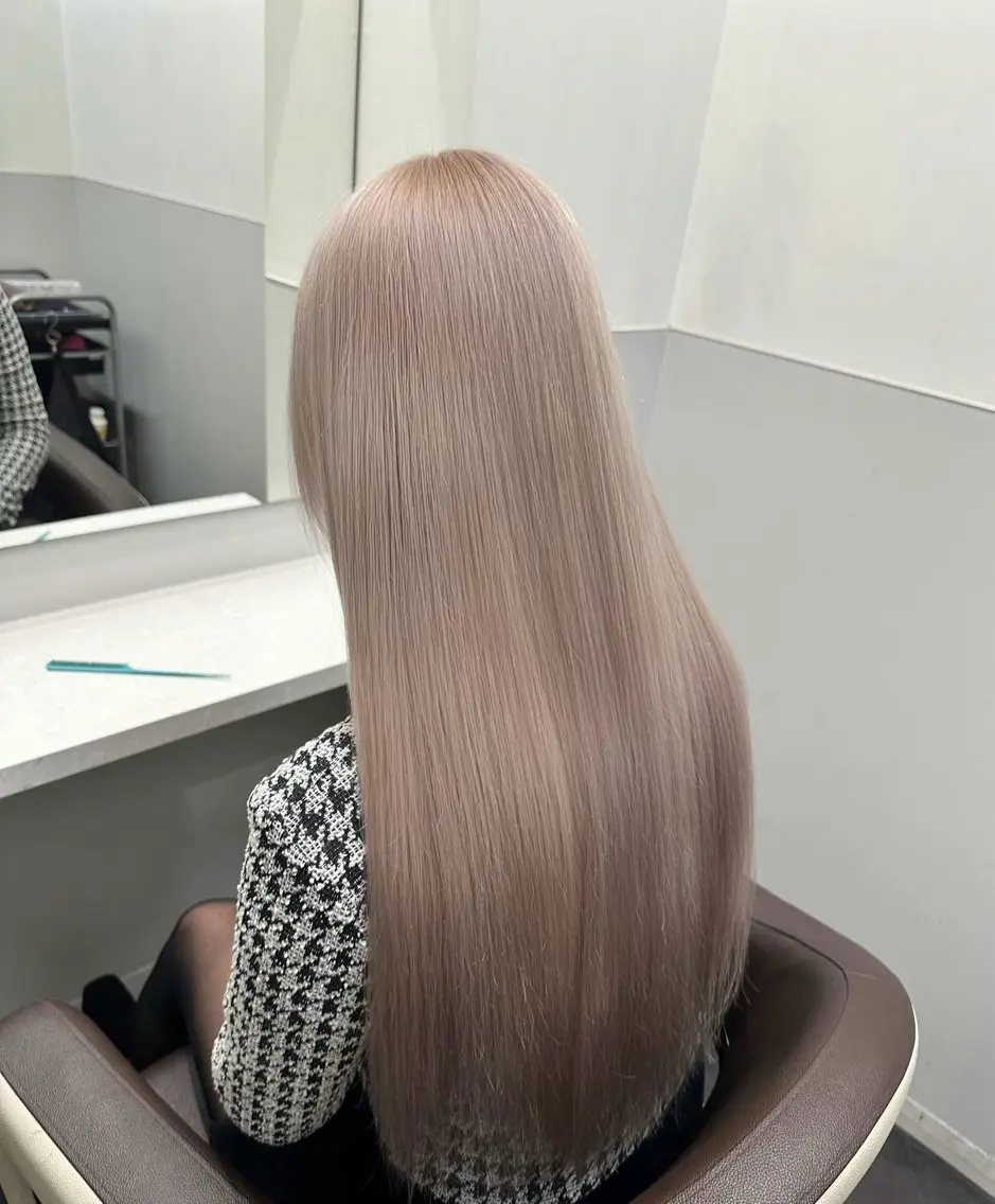 ロング ヘアカラー トリートメント ✨透明感カラー×艶髪 ✨生神優季のヘアスタイル