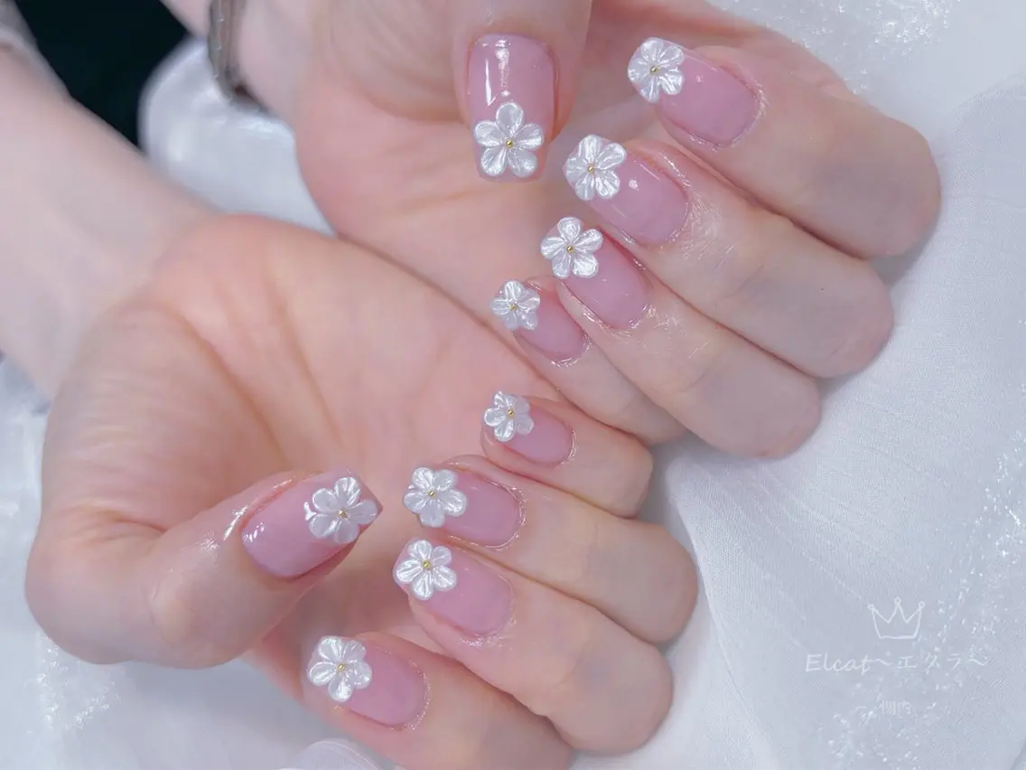 ネイル ネイルサロン エクラ 🌹【スカルプ専門】のネイルデザイン