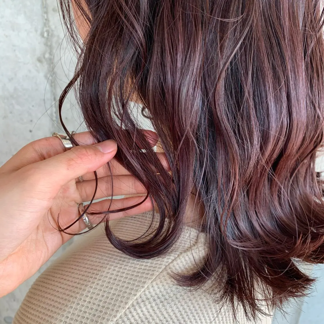 ミディアム 🌷横浜/レイヤー /艶カラー🌷のヘアスタイル