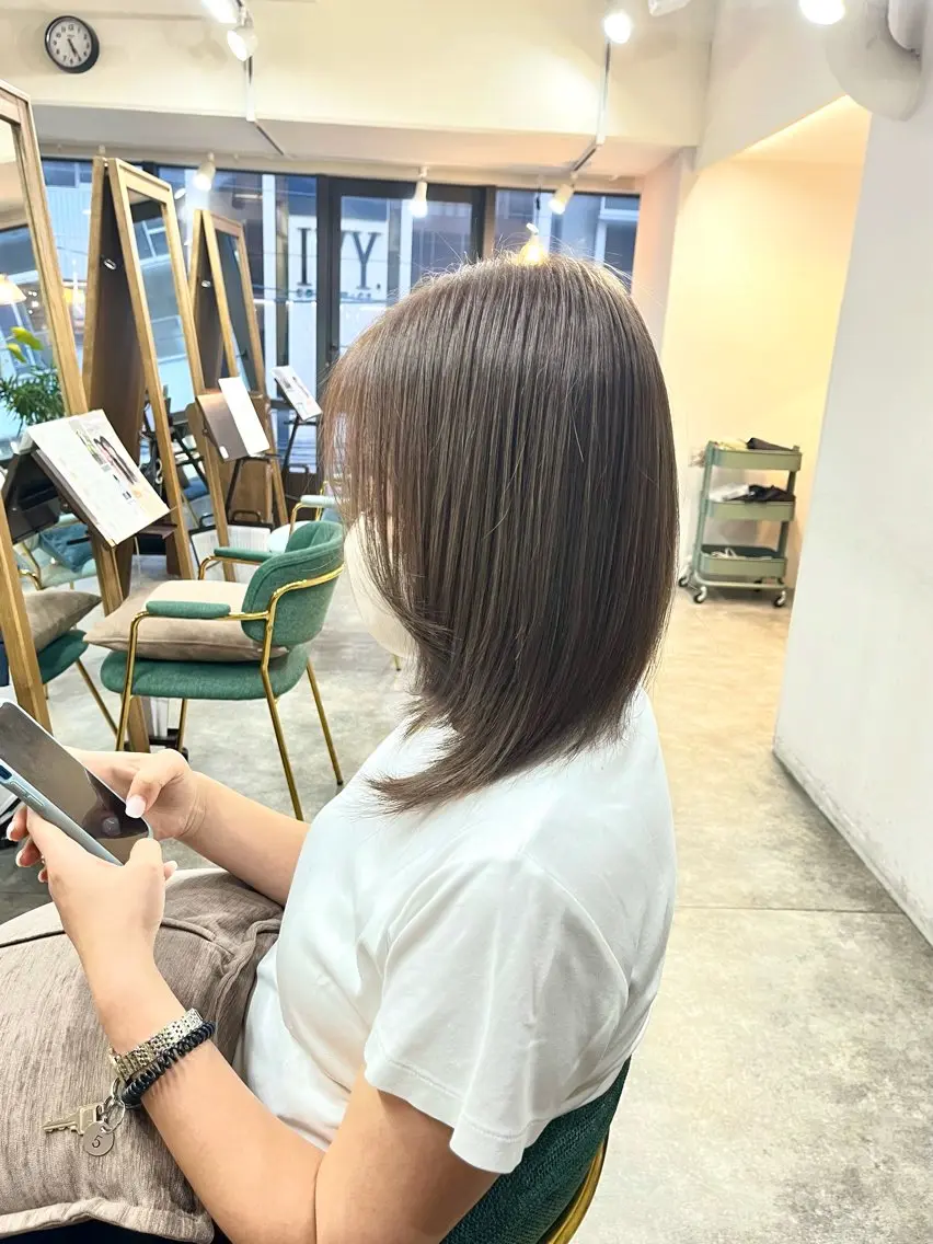 【脱白髪染め】白髪ぼかしハイライト+似合わせカット+補修トリートメント🧚🏻♂️の写真