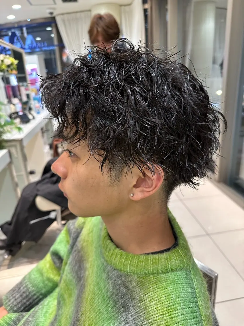 パーマ メンズ メンズパーマ ツイストスパイラルパーマ 刈り上げ スパイラルパーマ カット パーマ 🍀メンズパーマ職人 池袋🍀Yuraのヘアスタイル