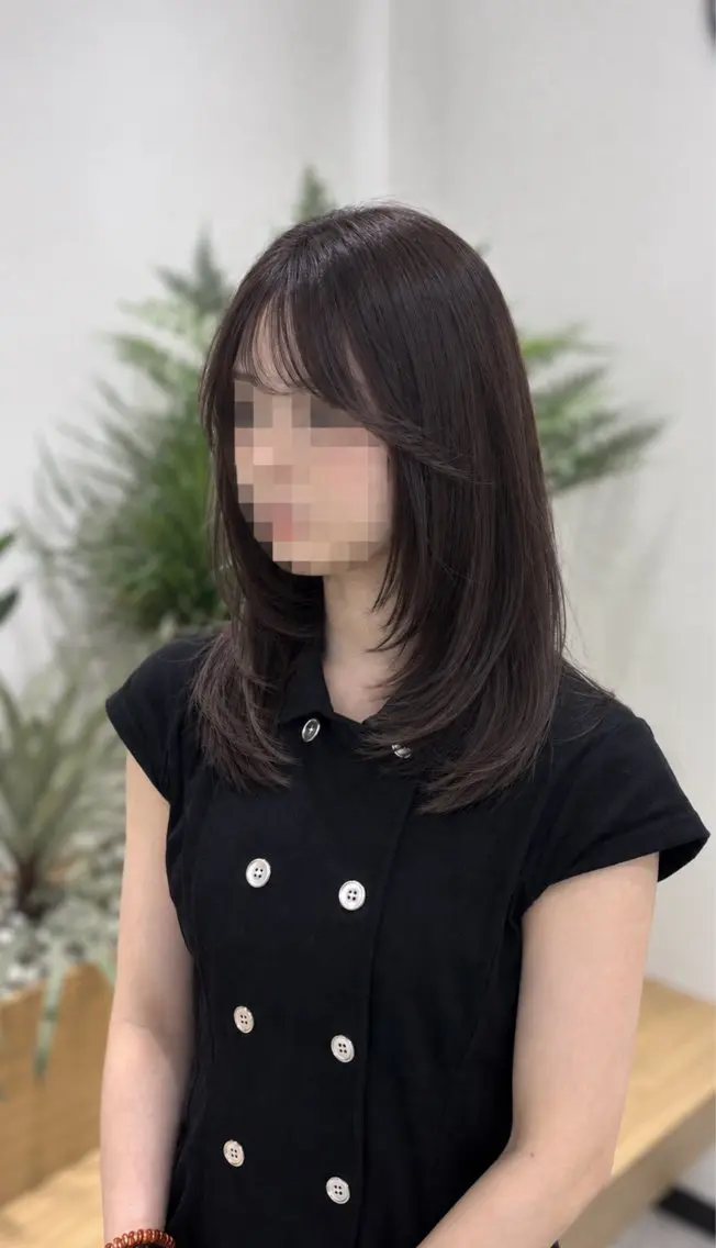 セミロング カラー 黒髪 ブラウンカラー レイヤーカット カット ヘアカラー ハイトーン/韓国ヘア senaのヘアスタイル