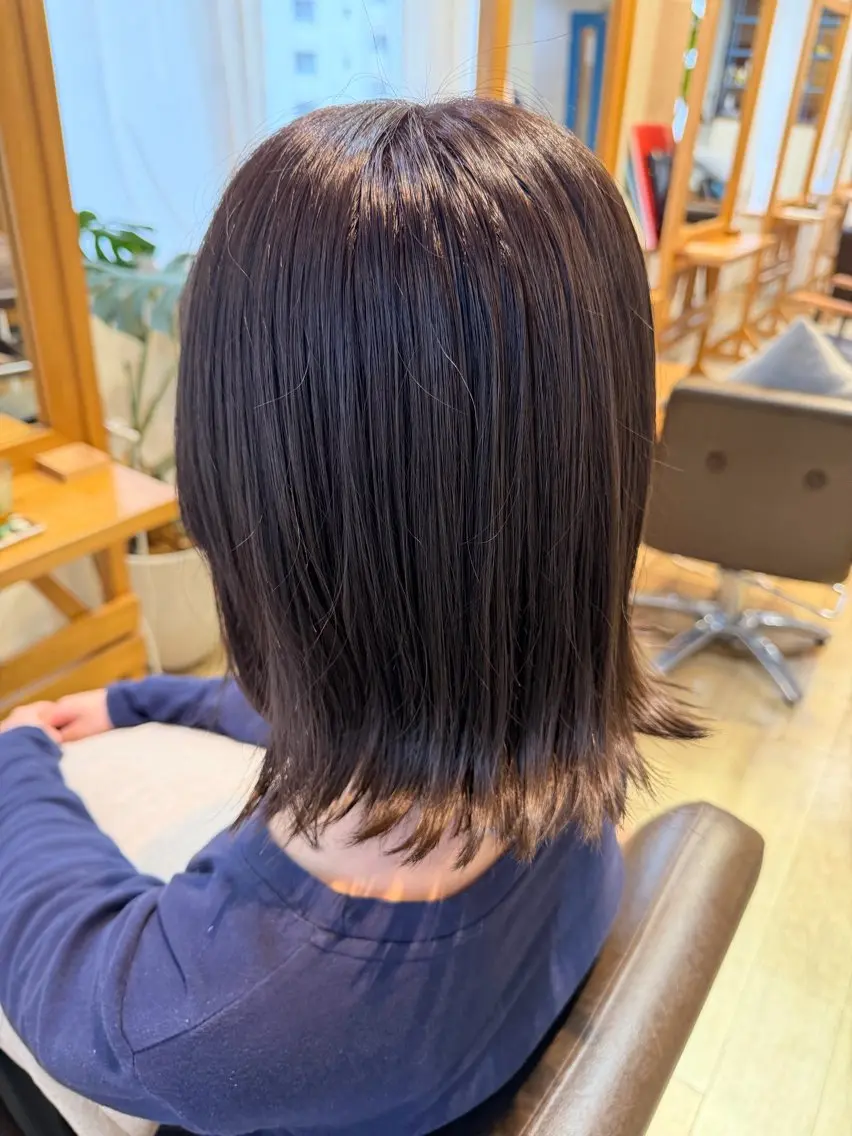 ミディアム ヘアカラー トリートメント ヘッドスパ RENA｜透明感 カラー×癒しスパのヘアスタイル