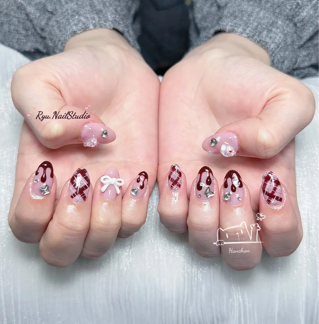 ネイル アートネイル ジェルネイル マグネットネイル ニュアンスネイル シンプルネイル ハンドネイル Ryu Nail NekoChanのネイルデザイン
