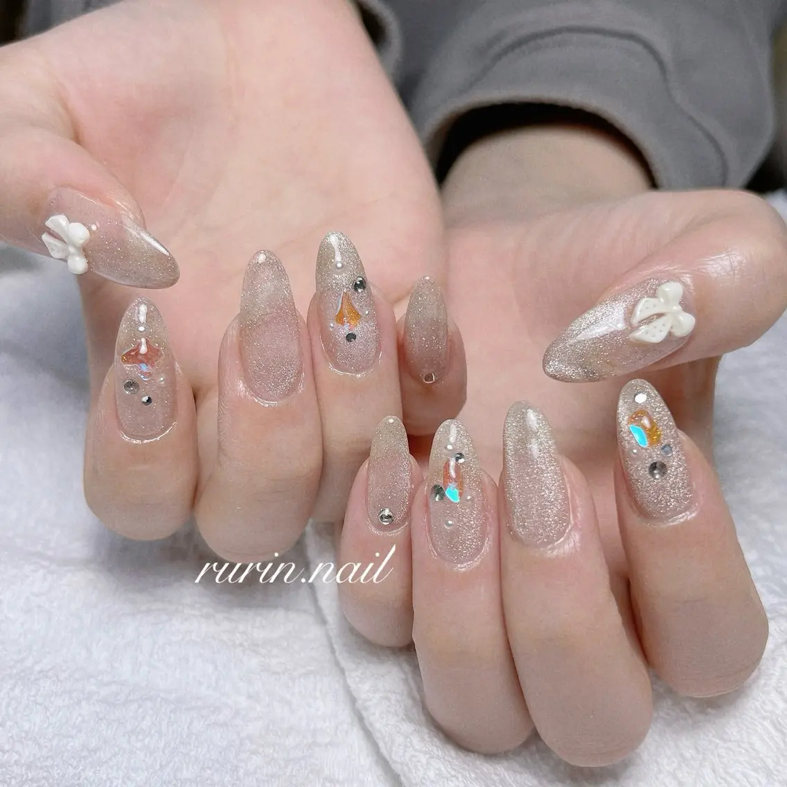 ネイル フレンチネイル マグネットネイル マグネットフレンチ ルリン サロン💅のネイルデザイン