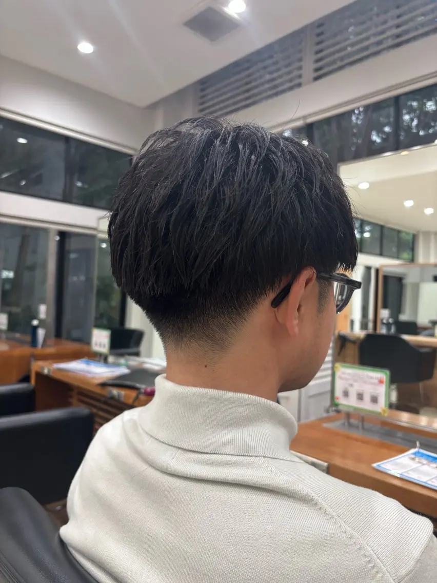 メンズ 刈り上げ カット 垣村艶樹 /フェード＆刈り上げのヘアスタイル