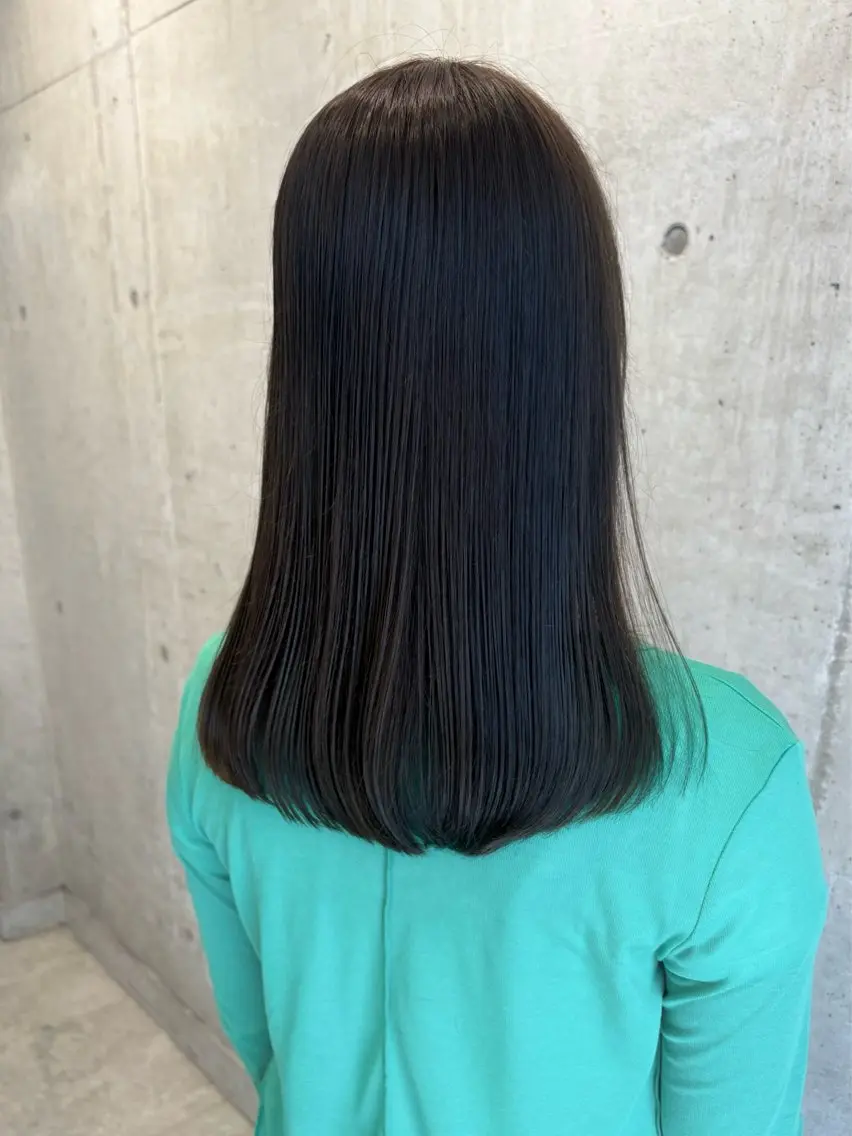 セミロング カラー ROCCA hair eje. 千晴のヘアスタイル