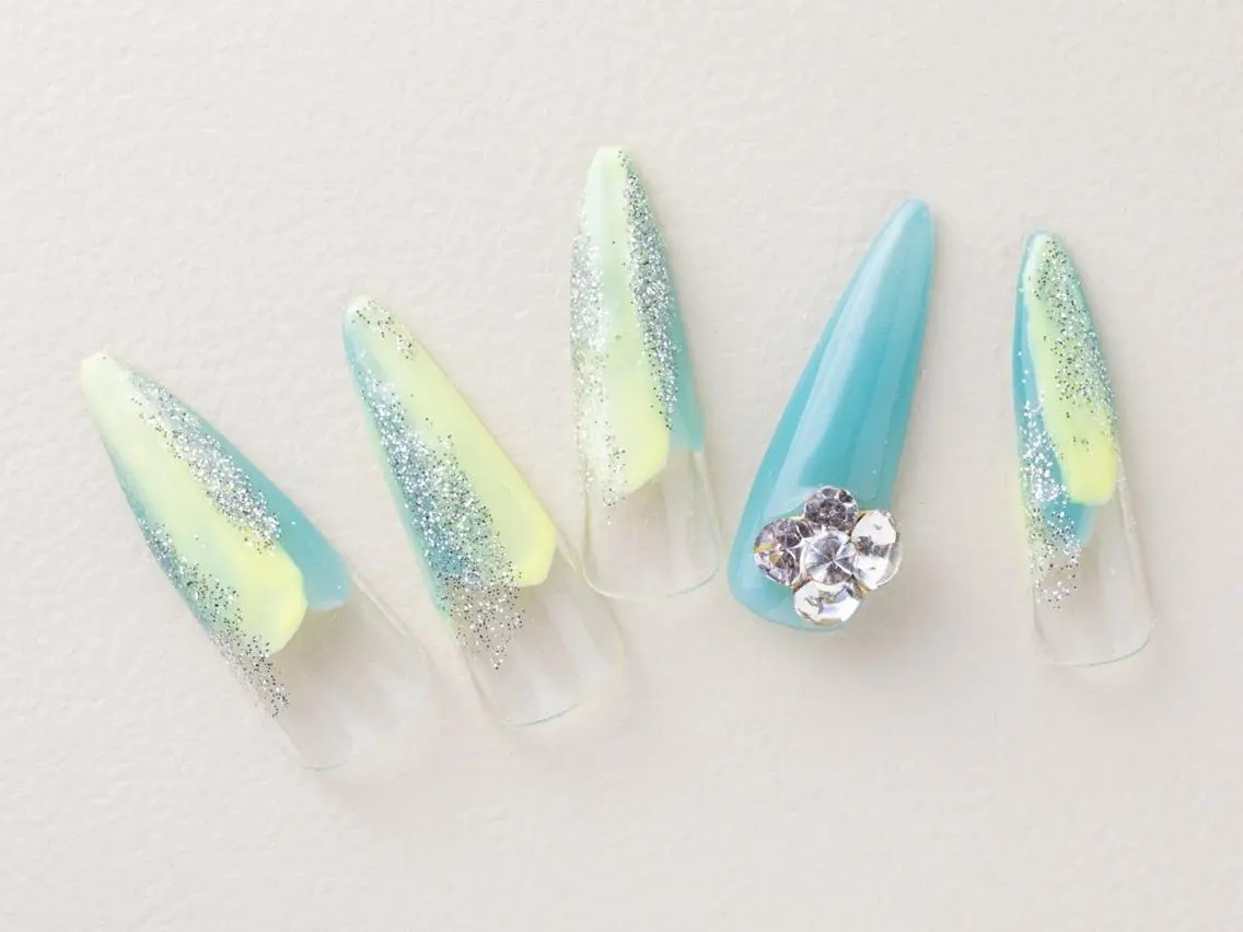 ネイル TiaryNail まほのネイルデザイン
