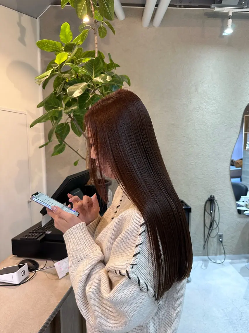 ロング カラー Shiro RENのヘアスタイル